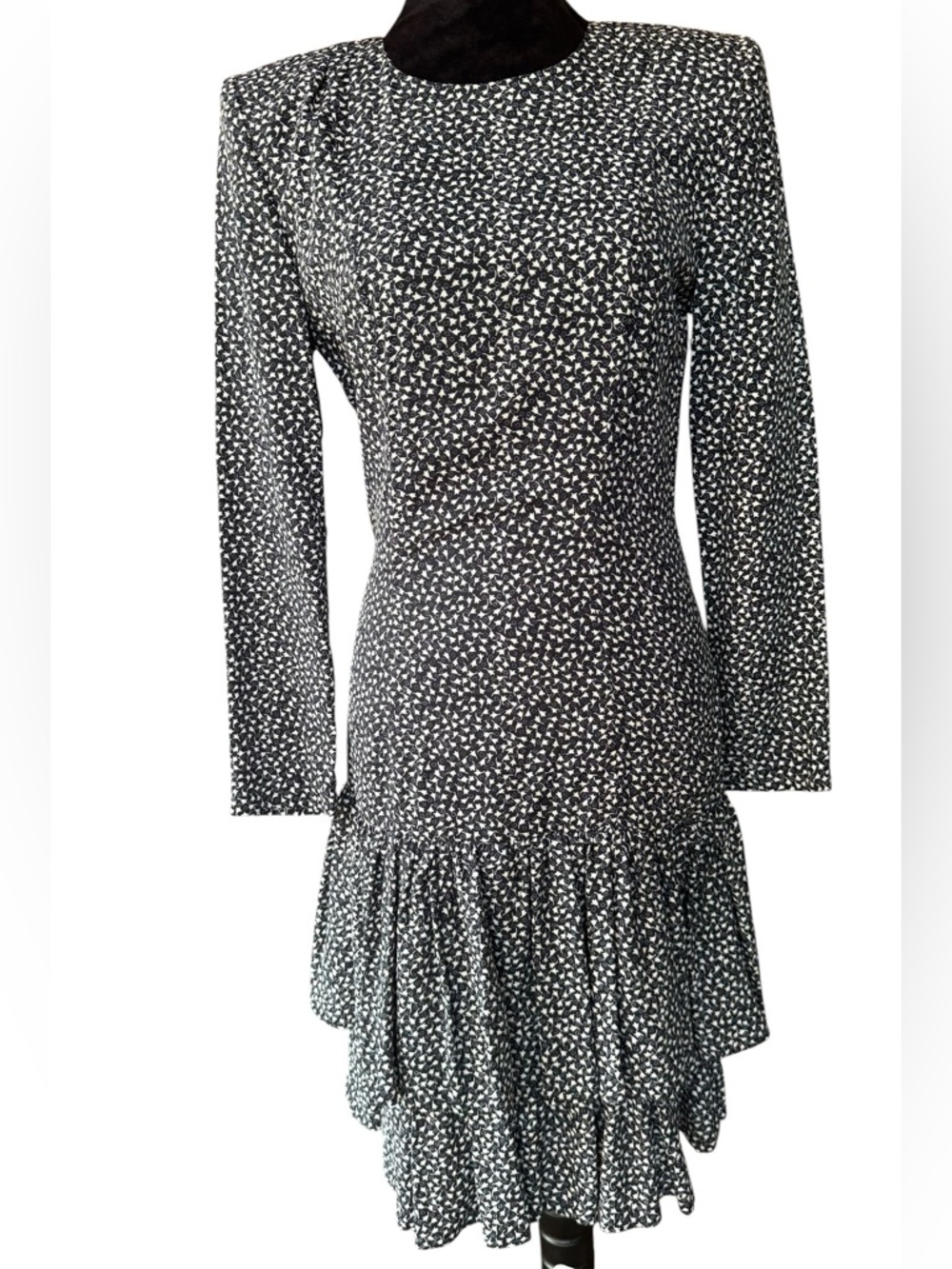 Vintage All that jazz Black & White Printed Long-Sleeve Tiered Dress size 5